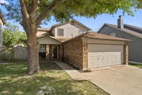 Pet Friendly 4BR | 10 Min to Randolph AFB - Image 3