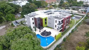Elegant 1 BR Apt, Modern Amenities, 24 Hr Security - Image 2