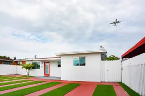 Cozy Stay for 2 – 5 Minutes to Miami Fun - Image 4