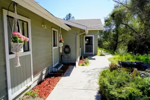 The Sanctuary near Yosemite with hot tub!!! - Image 2
