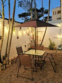 2 BDR House w/Patio, Kitchen & Pool 1block f/Beach - Image 5