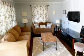 David's Place, cozy 3 bd 2ba, in a private area. - Image 2