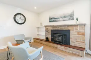 Luxurious Peaceful 4 BR w/Hot Tub & Vineyard View - Image 3