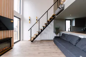 Dream Loft – A Home with an Enchanting Landscape - Image 3