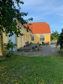 Nice house in rural surroundings with private garden. - Image 4