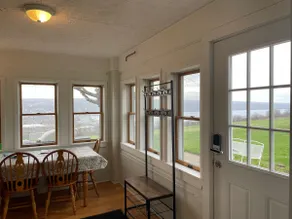 Gorgeous View of Seneca Lake! - Image 2