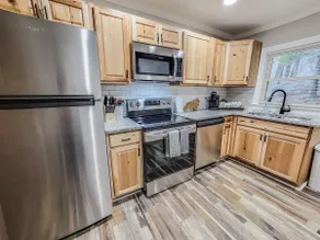 Cozy 2BR, Pet-OK, Mountain Views, close to DT - Image 4