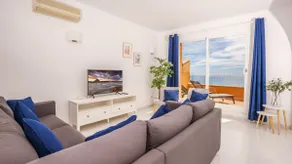 Traumhafte Ferienwohnung mit atemberaubendem Meerblick (WLAN, 2 Infinity Pools) - Image 2
