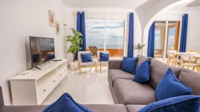 Traumhafte Ferienwohnung mit atemberaubendem Meerblick (WLAN, 2 Infinity Pools) - Image 3