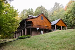 Daniels Mountain Lodge, large cabin by Shenandoah - Image 2