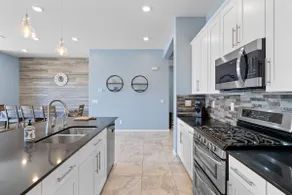NEW!! GORGEOUS 4 Bed Desert Oasis with Pool! - Image 5
