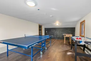 Secluded Family Getaway Cabin near Whiteface - Image 3