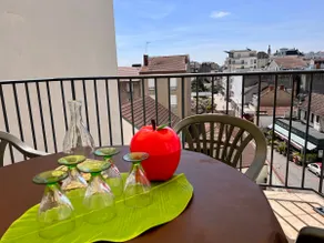 Large apartment for 9 people with terrace & private garage - Image 3
