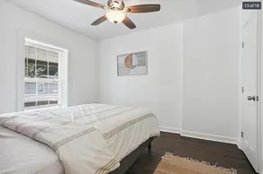 5 mins to Downtown| Spacious| KingBed|W&D - Image 3