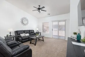 Beautiful home near casinos, golfing, & SxS riding - Image 2