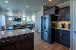 Large home in Washington wine country - Image 5