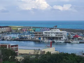 Hualien Harbor, listen to the sea, watch the mountains, watch the clouds, and enjoy the waves in the holiday home - Image 2