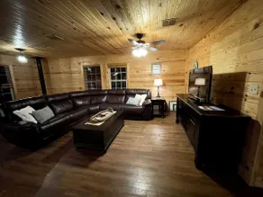 NEW WATER FRONT cabin on North Caddo Lake- private boat launch, dock, much more! - Image 5