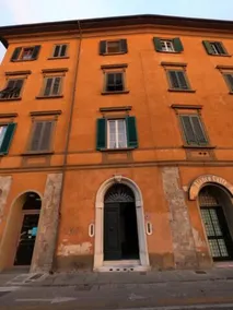 Historic, chic and panoramic apartment in the center - Image 5