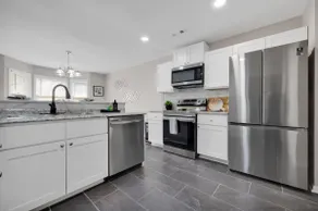 Plush Two Bedroom Retreat. A Home Away From Home! - Image 2