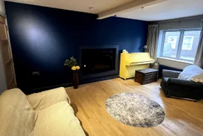 Central Beaumaris |Sleeps 8 |EV Charger |Parking - Image 4