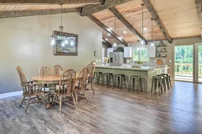 Beautiful Large close to Skiing / Wine Tasting! - Image 5