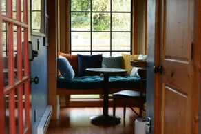 Cedars Cottage on 5th Ave, Close to Downtown - Image 4