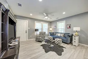 The 801 Cottage - Image 4