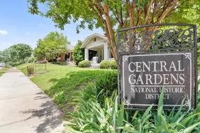 The Olive Bird Chalet in Central Gardens, Memphis - Image 3