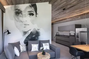Loft with balcony & mountain view - Image 2
