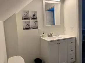Cozy , pet friendly, quiet one bedroom studio - Image 3