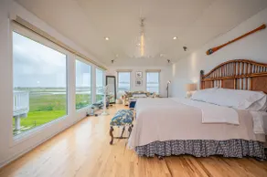 Bayview Home | Private | Hot tub, Deck, Fire-pit - Image 4