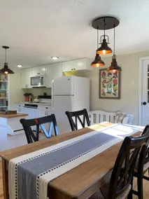 Holler Homeplace: Charming 1950s Farmhouse - Image 3