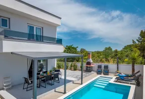 VILLA PRESTIGE - Image 2