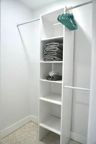 Beautiful, freshly renovated 1 bedroom home - Image 4