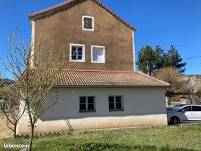 Family home for 6–8 people - Image 2
