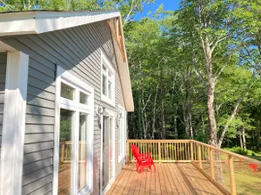 Lake house with sunset on private beach - Image 4