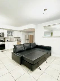 Modern 2 King BR Apt, Relax in Style! - Image 2