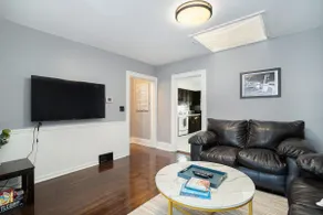 Relaxing & Spacious 2 BD Apt - 5 mins from DT GR - Image 5