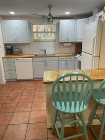 Private, 3 Bedroom (Entire Home) - Image 3