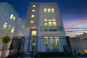 Private Rooftop | Skyline View | Downtown Getaway - Image 3