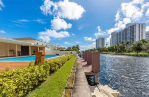 HERMES WATERFRONT Luxurious Villa w/6BR+4BA - Image 5