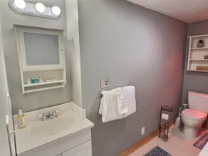 Full Kitchen W/ free parking and patio deck - Image 3