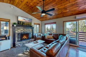 GenevaChaletHOT TUB! WlkLakeGreg,Family&PetFrndly - Image 4