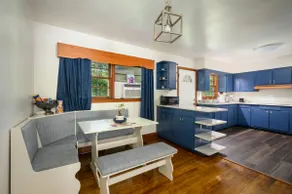 Cute Comfy House - Image 2