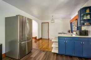 Cute Comfy House - Image 5