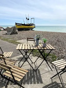 Worthing Beach 180 - Sea Views & Free Parking - Image 4