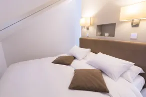 Two-Bedroom Apartment - Air-conditioned - 100 sqm - Image 5
