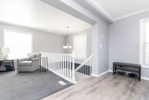 Clean and Modern 2 Bedroom Condo - Image 2