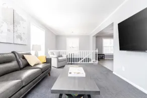 Clean and Modern 2 Bedroom Condo - Image 4